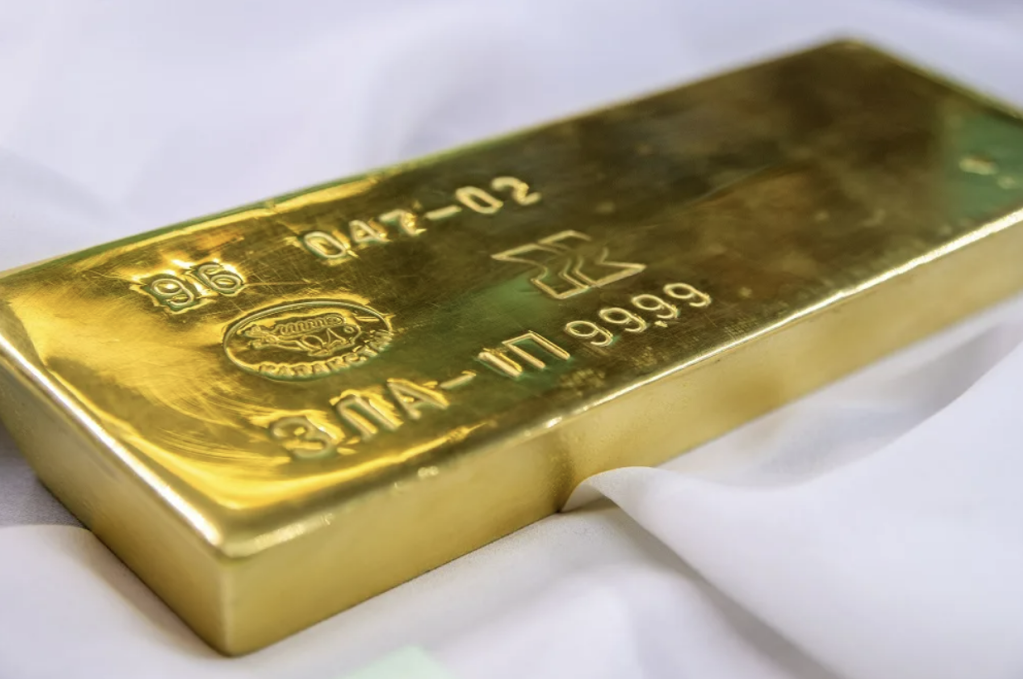 Le prix de l’or à son plus haut niveau depuis mai 2022