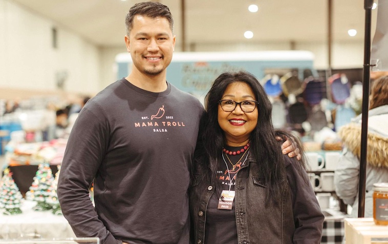 Mother-son salsa business finds fast fans