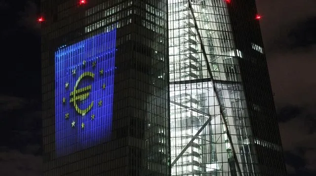 La BCE relève ses taux directeurs de 50 pb et fera de même en mars
